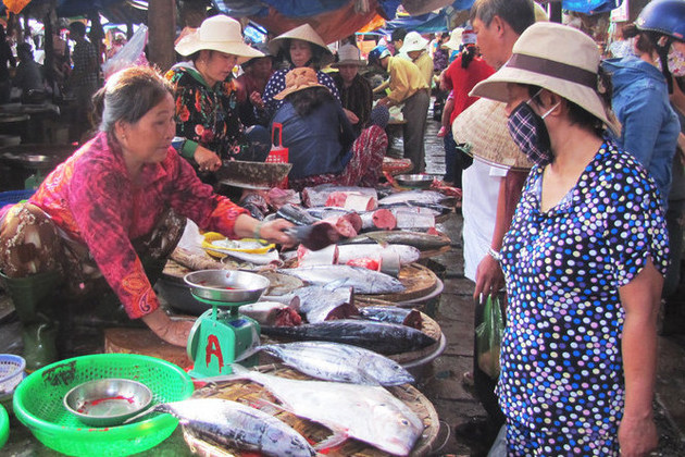 Dam market