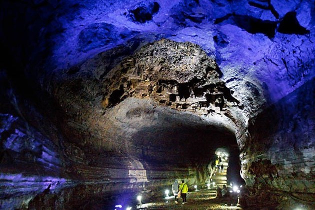 Manjanggul Cave