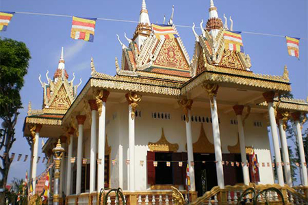Wat-Kraom-or-Lower-Wat-Sihanoukville-Cambodia