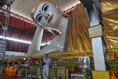 Reclining Buddha in Chauk Htat Gyi Pagoda