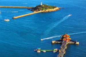 Panoramic view of Zhanqiao Pier and little Qingdao Island