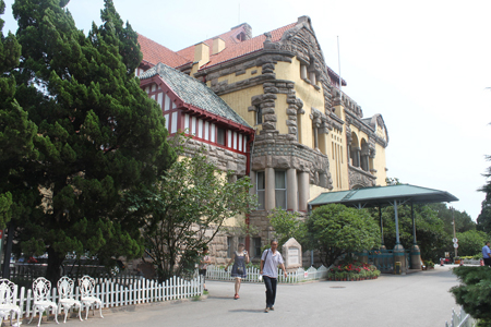 Side view of German Governor's Mansion, Qingdao