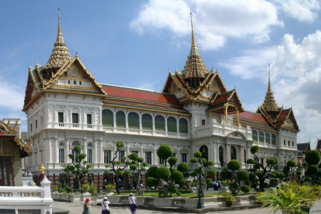 A trip to Bangkok would not be complete without visiting the Royal Grand Palace