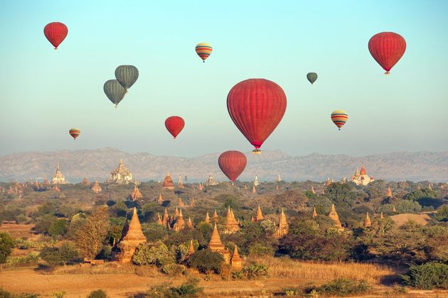 balloon excursion in Bagan