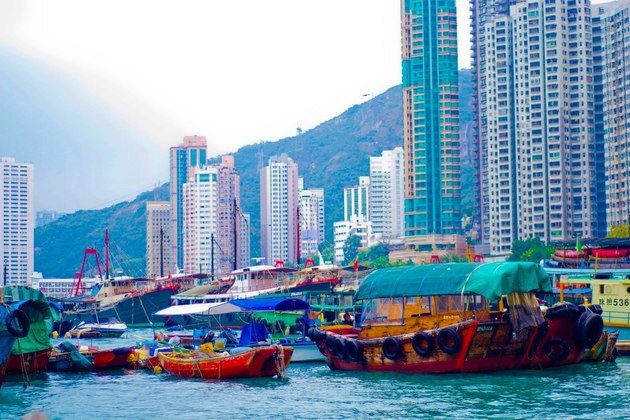 Hong-Kong-Sightseeing-Aberdeen-Fishing-Village