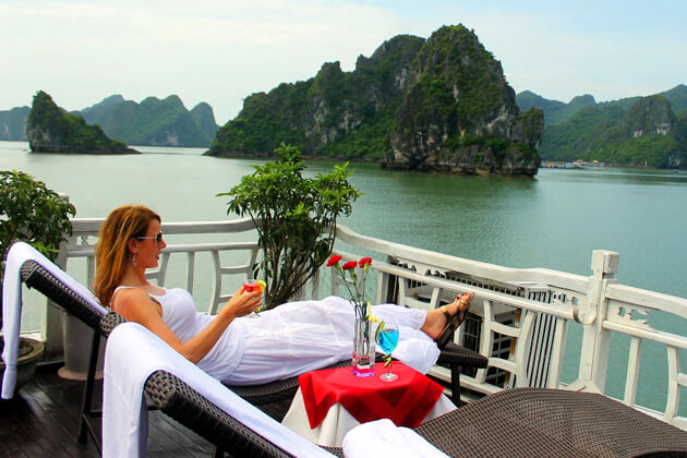 private-Halong-Sails