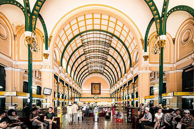 Saigon-Central-Post-Office-inside