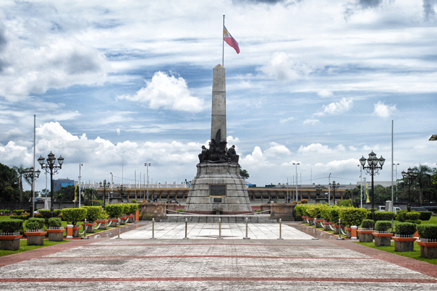 Luneta (Rizal Park)