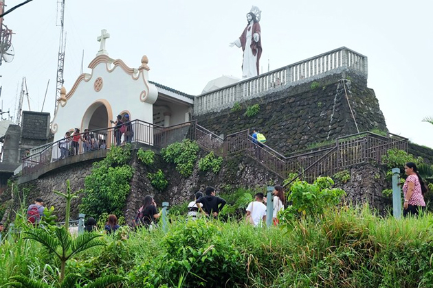 Tagaytay People Park in the Sky