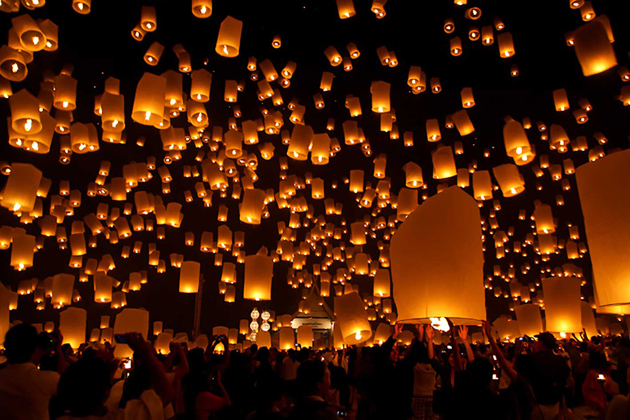 Release a sky lantern in the festival