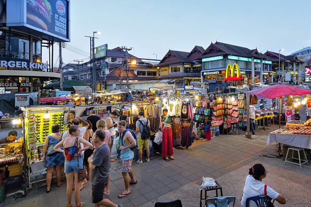 Stroll through Chiang Mai Night Bazaar