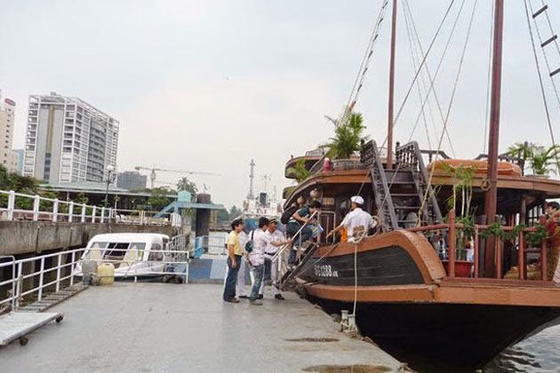 Bach Dang Pier, Ho Chi Minh City