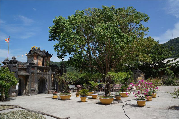 Hai Tang Pagoda