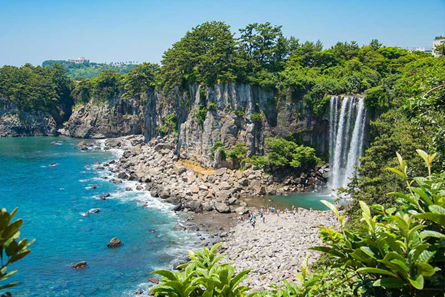 Jeongbang Falls