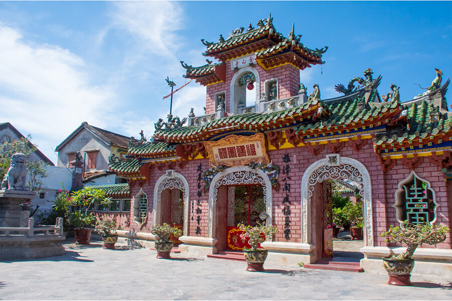 Quan Cong Temple