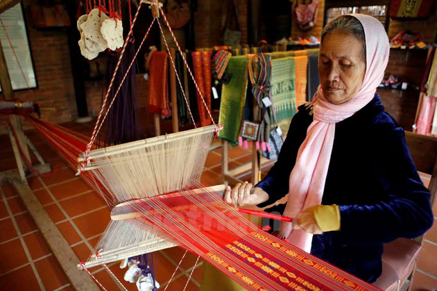 Van Phuc Silk Village