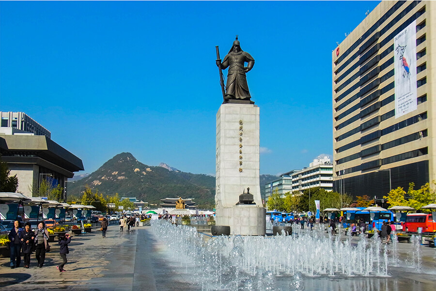 Gwanghwamun Plaza