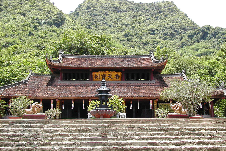 Perfume Pagoda