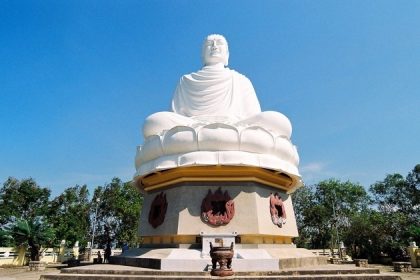 Long Son Pagoda - Nha Trang Cultural city tour