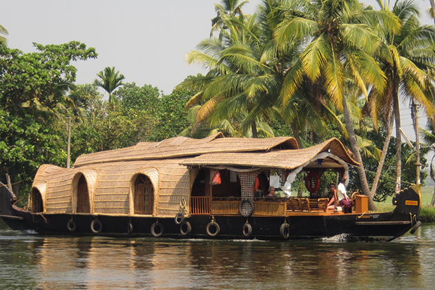 Canoe Backwater Cruise