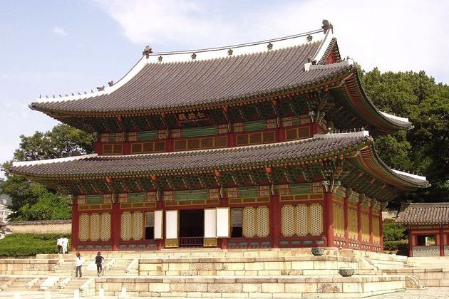 Changdeokgung Seoul city