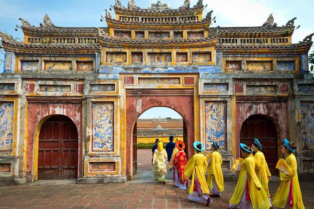 Imperial-Citadel-hue-shore-excursions