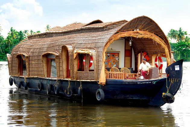 houseboat in Kerala