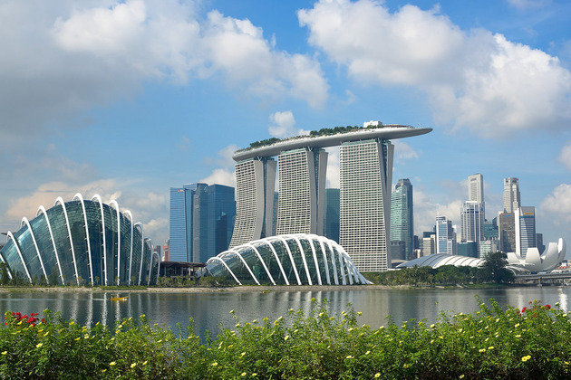 Free Things to Do in Singapore - Singapore River Bank