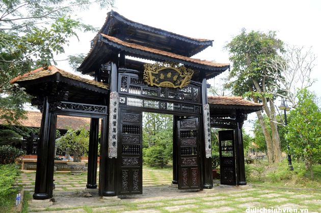 Hanoi shore excursions Dong Ngac Cultural Village