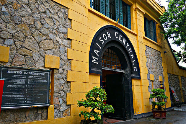 Hanoi shore excursions Hoa Lo Prison