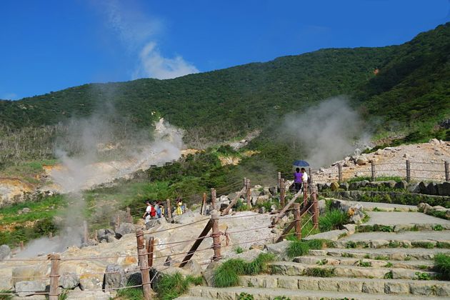 Owaku-dani Valley in Shimizu shore excursions