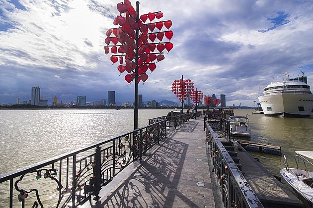 Love Bridge - Da Nang shore excursions