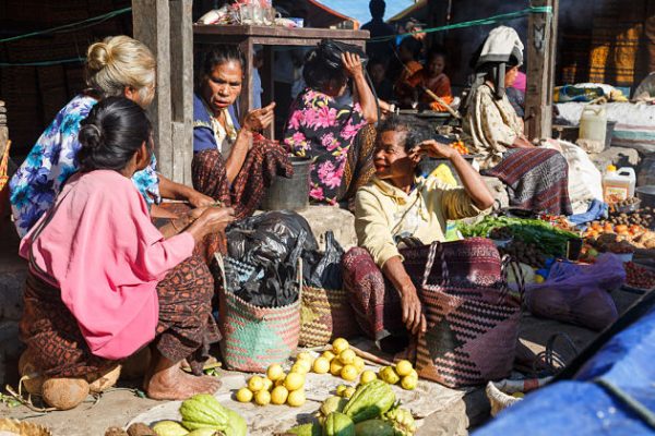 Ende morning market