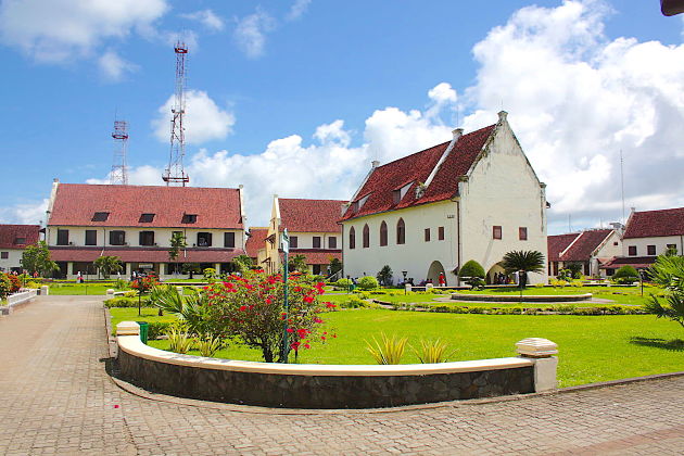 Fort Rotterdam in Makassar shore excursions