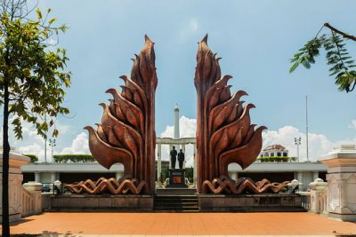 Heroes Monument Surabaya shore excursions