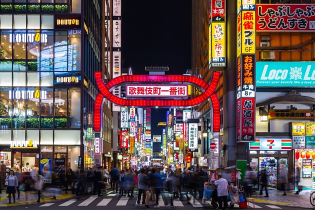 nightlife in Shinjuku