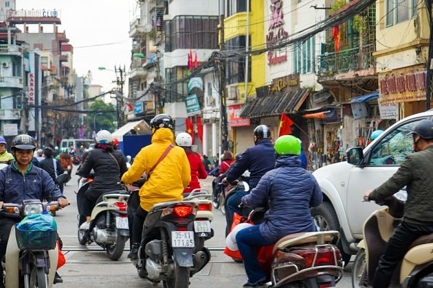 Crazy Traffic - Vietnam facts