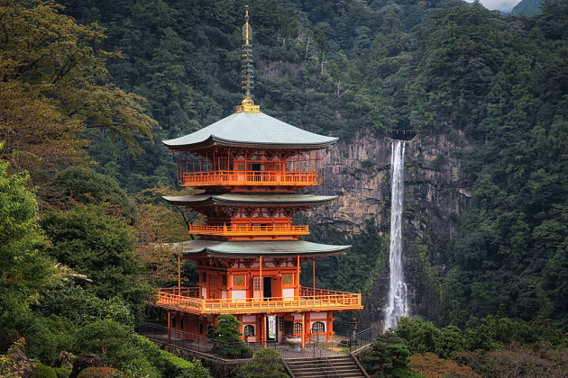 Nachi Falls with Kumano Nachi Shrine