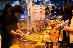 Best Street Food to Try in Hong Kong