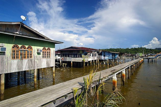 Kampong Ayer river watervillage