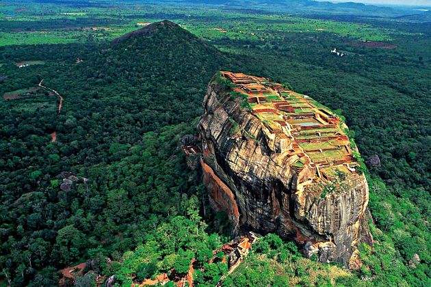 Sigiriya Lion Fortress - Colombo shore excursions