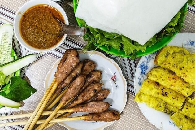 Da Nang shore excursions -street food-