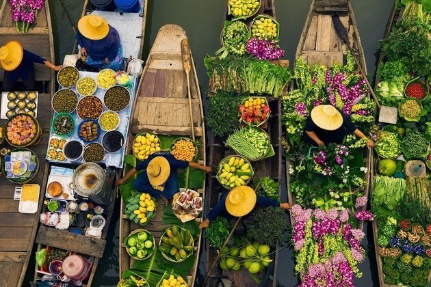 Floating-market-Bangkok-day-trips