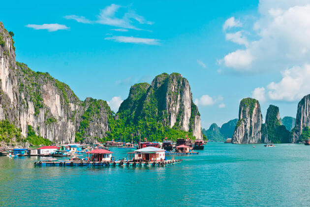 Halong-bay-shore-excursions-fishing-village