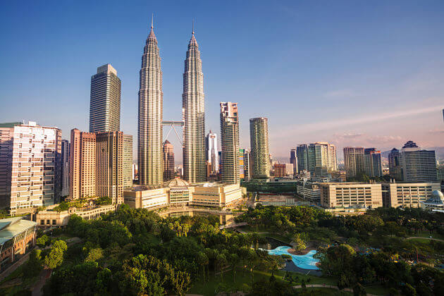 Petronas-Twin-Towers-Kuala-Lumpur-shore-excursions