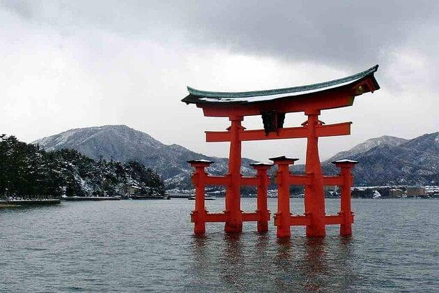 Religions-Japan-shore-excursions