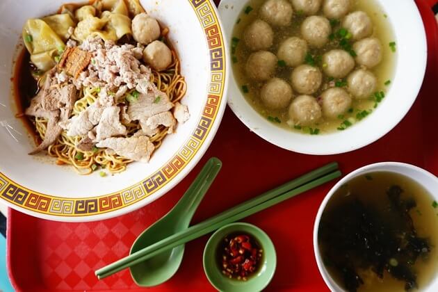Singapore-food-streets