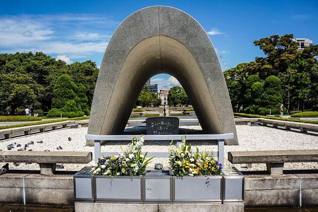 Peace-Memorial-Park-in-Hiroshima-shore-excursions