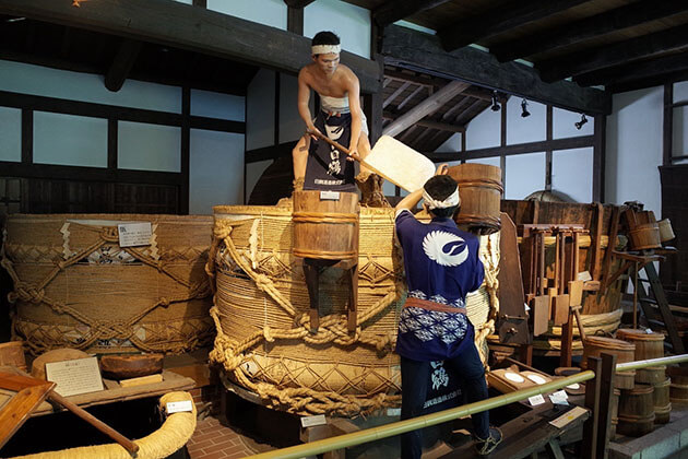 sake brewery tour osaka