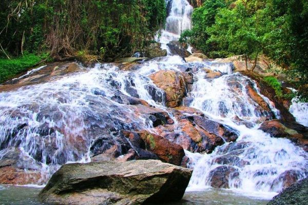 Na Muang Waterfall